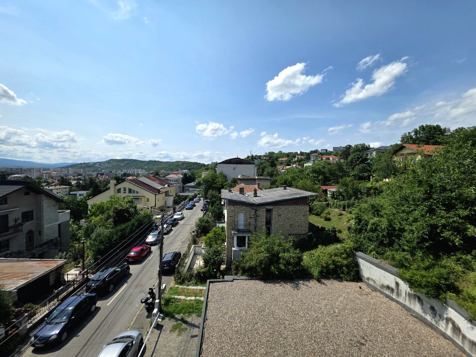 Casa reprezentativa in Gruia, vedere spre Cluj Arena – fotografia 23 din 28