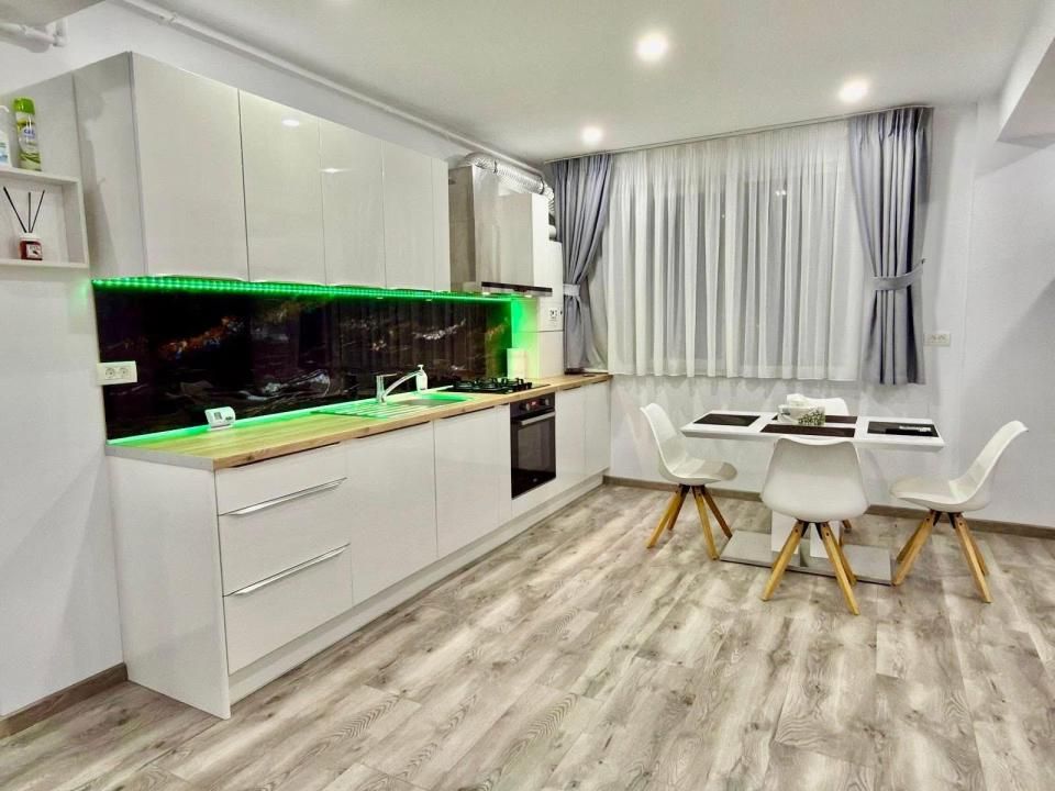 De închiriat Apartament 2 camere cu terasă – fotografia 5 din 12