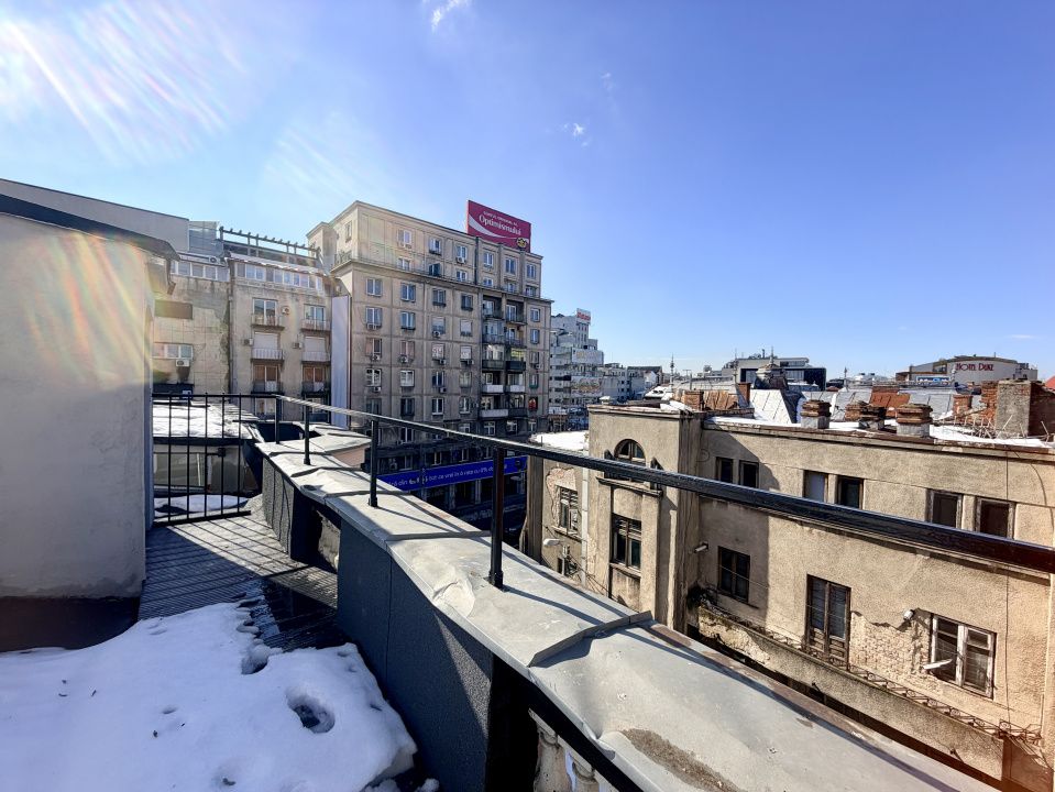 Spatiu pretabul birouri, Salon, Studio in  Mansarda Piata Romana – fotografia 11 din 11