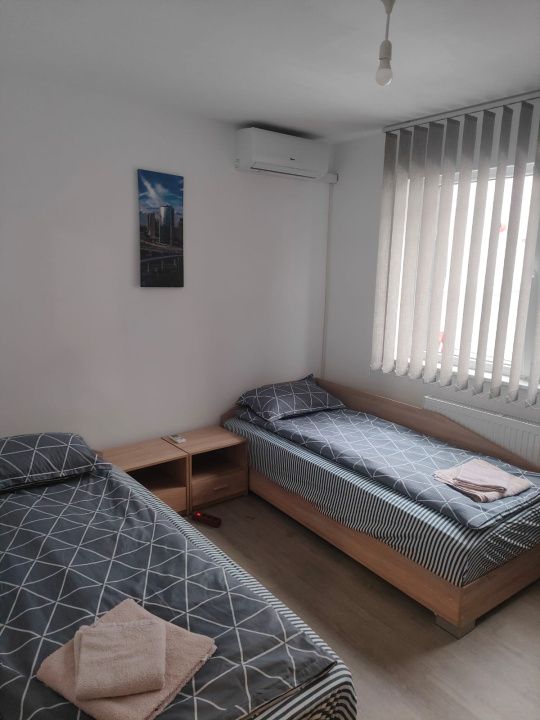 Clădire multifuncțională de vânzare – 24 locuinte, curte, randament ridicat – fotografia 14 din 28