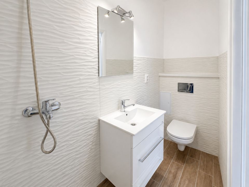 Spatiu comercial nou, 45 mp, cu curte proprie | Ideal birou sau servicii – fotografia 8 din 9