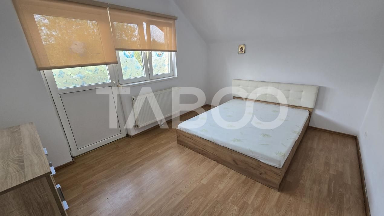 Casa de inchiriat 3 camere si 425mp curte libera in Sura Mare – fotografia 9 din 12