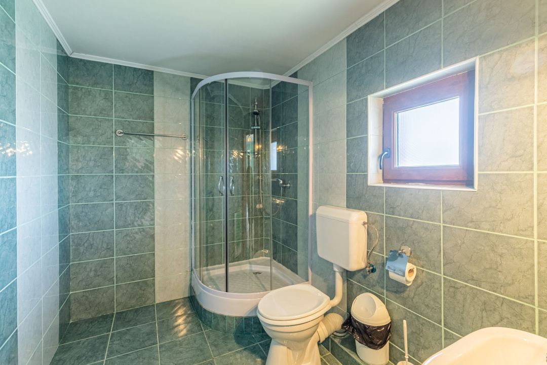 Proprietate/casa  unică în Râșnov, Brasov, Comision 0% – fotografia 33 din 35