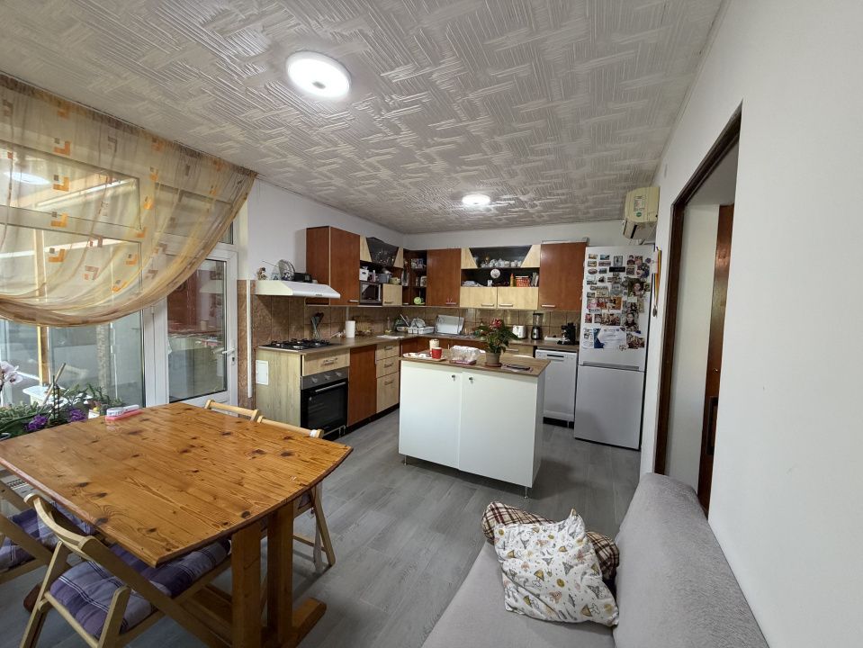 Casa P+M, 816mp teren, Craiova, zona lacul Tanchistilor – fotografia 7 din 22