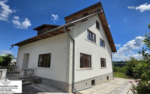 Casă individuală de vânzare, 6 camere, subsol 110 mp, teren 5.753 mp – Cândești