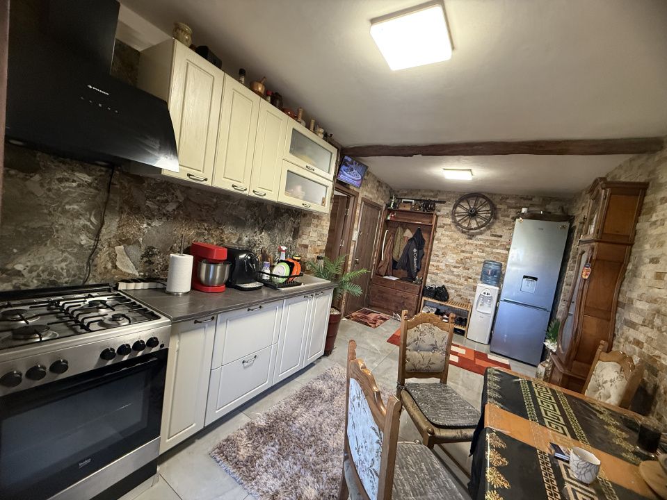 Apartament 2 camere decomandat, 52.96 mp, cartier Rovine, zona Bacriz – fotografia 6 din 10