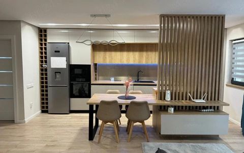 Apartament 3 camere, 65 mp, etaj 1, lift, parcare, zona Somesului!