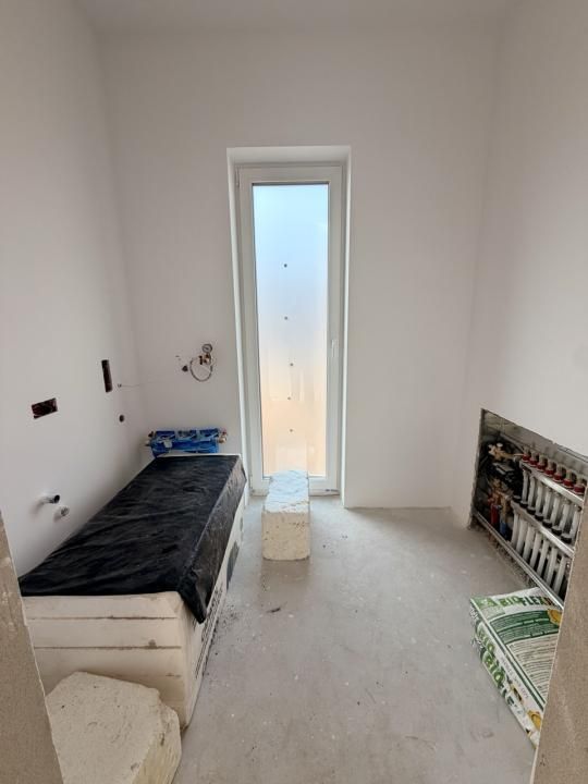 Duplex semicentral cu 4 camere - Dumbravita – fotografia 17 din 19