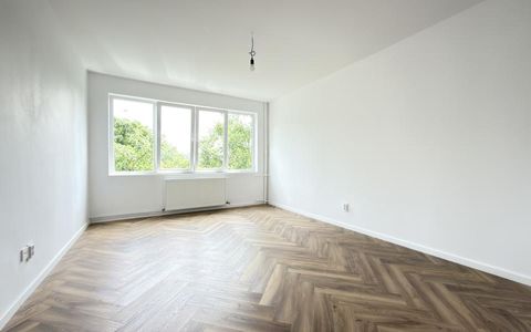 Apartament 2 Camere, 48 mp utili, semidecomandat, Etaj 3, Lift - Gheorghe Lazar