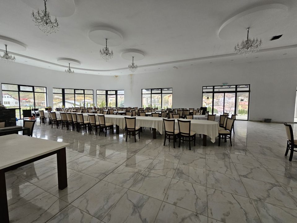 EXCLUSIVITATE! Restaurant de vanzare, Mobilat/Utiliat, 565 mp,cu teren 5.000 mp! – fotografia 24 din 27