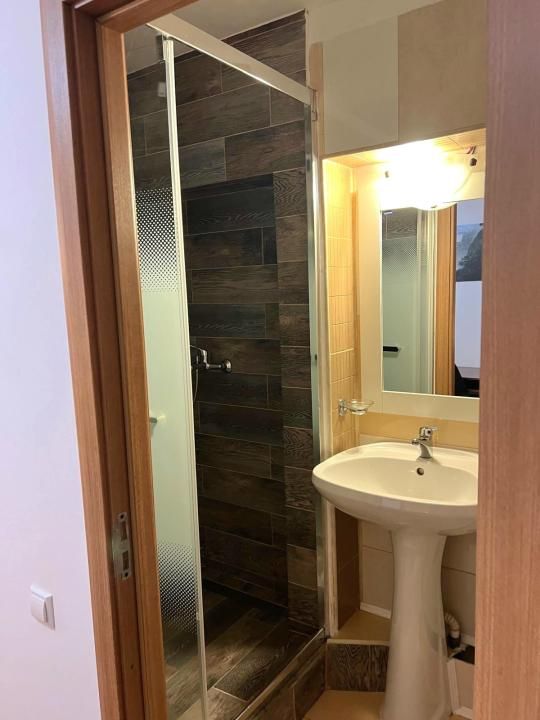 Apartament 3 camere de închiriat, 2 bai, cheltuieli incluse, UMF – fotografia 15 din 43