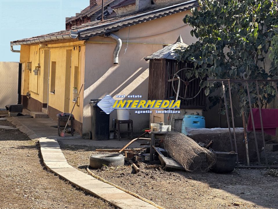 Casa veche cu Anexe I Teren 1313 mp I Lancram  I Ideala pentru investitie I – fotografia 1 din 8