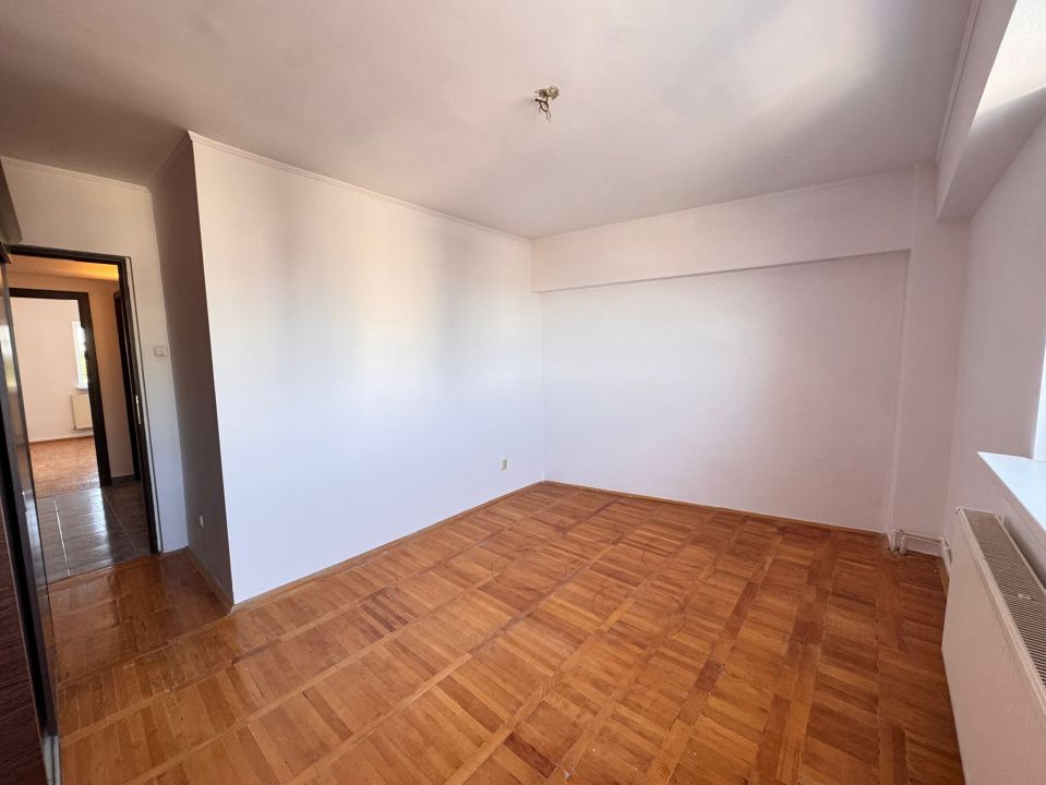 🏠 Apartament 3 Camere Tip Duplex – Ultracentral – Vedere La Mare – fotografia 11 din 17