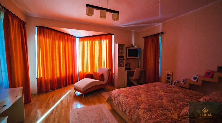 Vilă spectaculoasă cu vedere la mare – zonă exclusivistă Trandafirul – fotografia 18 din 18