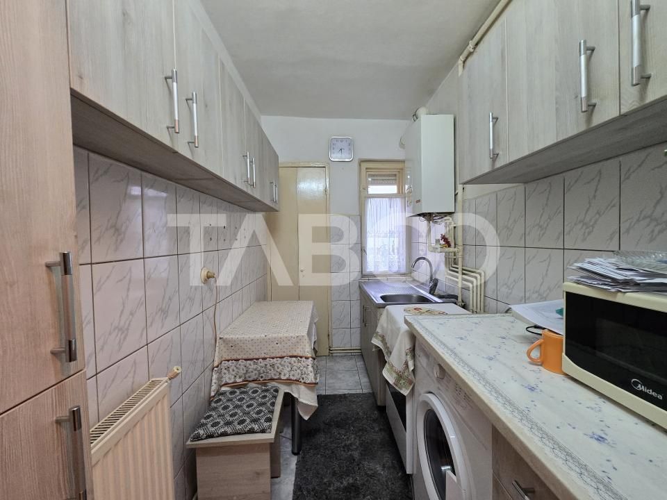 Apartament 2 camere de vanzare etaj intermediar 36mp zona Vasile Aaron – fotografia 6 din 12