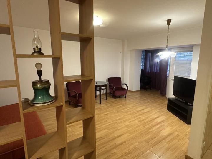 Garsoniera de inchiriat | Stirbei Voda | Metrou | Mobilat & Utilat | – fotografia 3 din 7