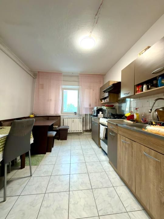 Apartament cu 4 camere, 79 mp utili, etaj 1 - Zona Lipovei – fotografia 6 din 11