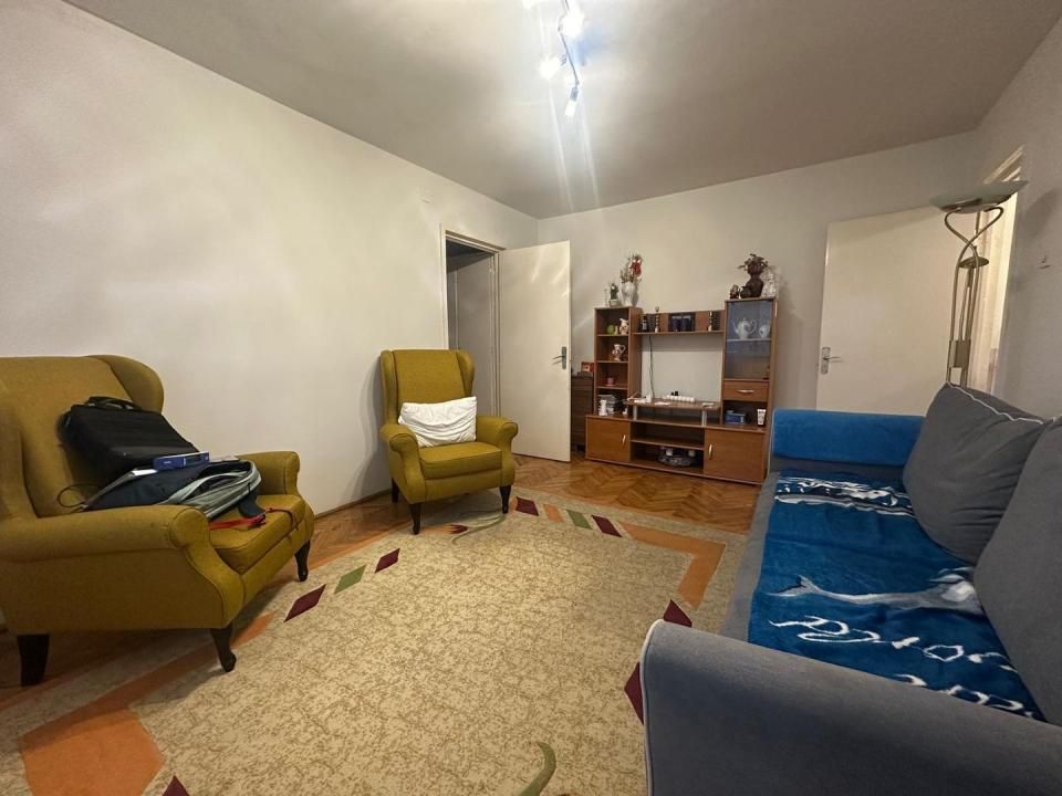 3 camere | etaj 2 | mobilat si utilat | 2 bai | zona excelenta | – fotografia 1 din 13