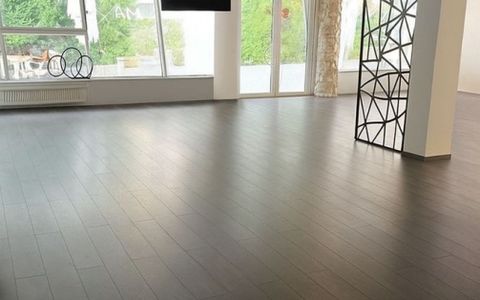 Spatiu Comercial 206 mp. Vanzare CETATE Bulevard Parcare Finisat Utilat complet