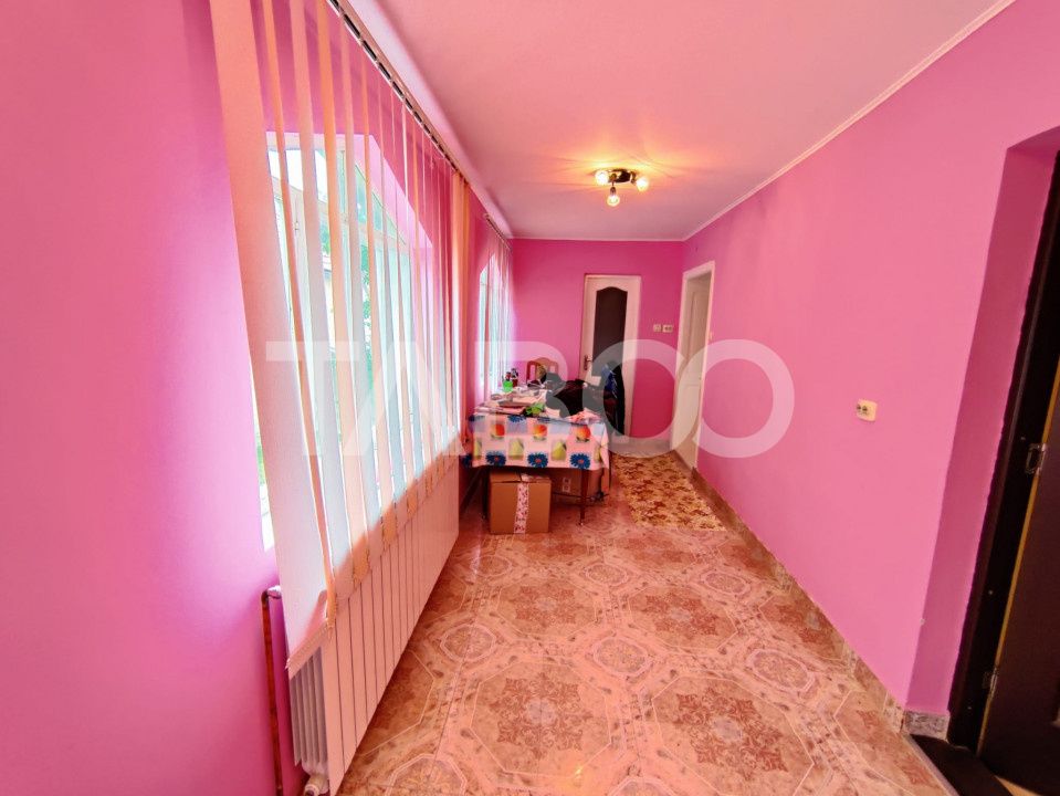 Comision 0% Casa de vanzare 4 camere 2 bai teren 266 mp Saliste Sibiu – fotografia 13 din 16