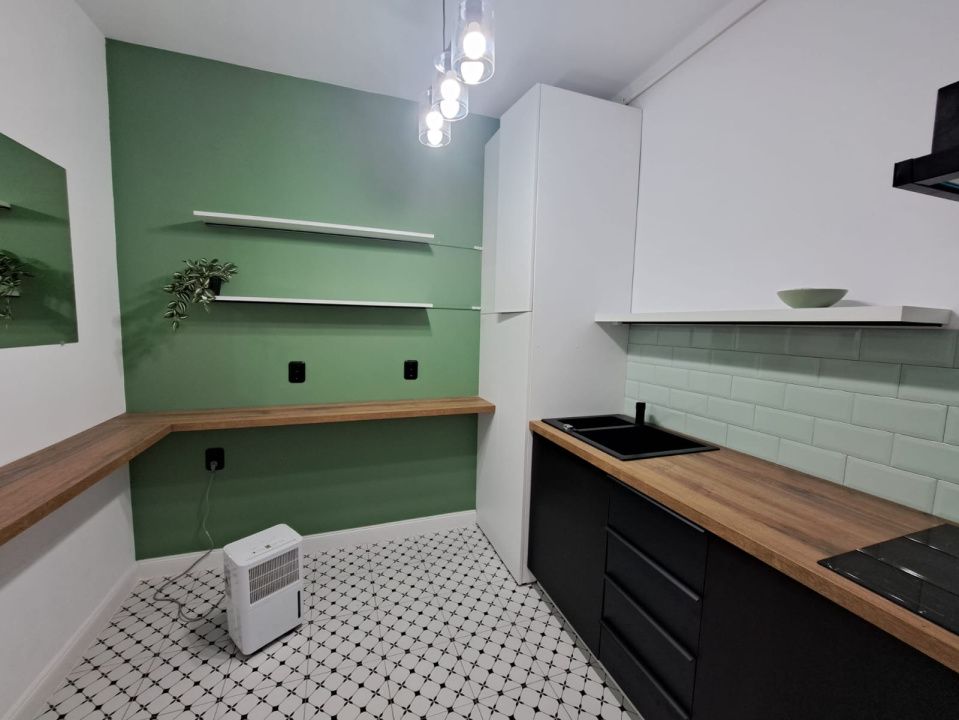 Apartament ultracentral - recent renovat – Piața Lucian Blaga – fotografia 1 din 8