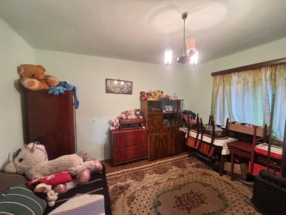 Casă de vânzare în comuna Nușeni, la 15 km de Beclean – fotografia 9 din 12