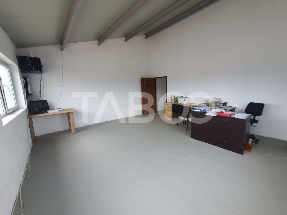 Teren si hala 42.000 mp + zona administrativa la 7 minute de Fagaras – fotografia 6 din 11