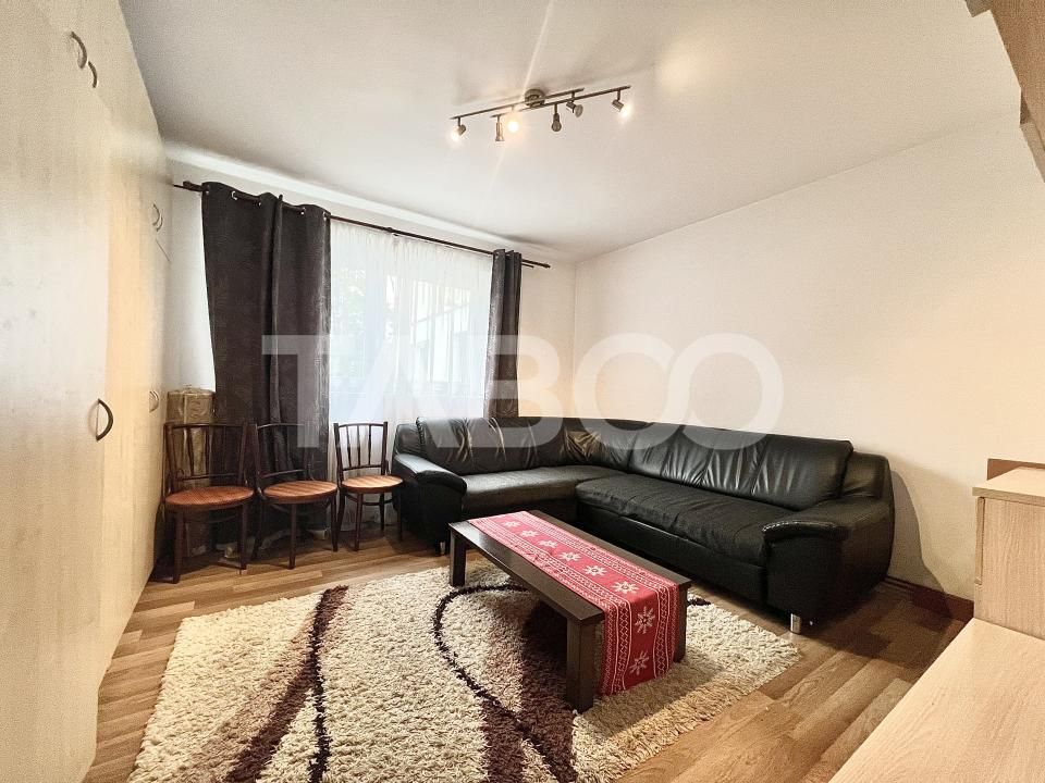 Apartament cu 4 camere de vanzare cu lift etaj intermediar in Manastur – fotografia 1 din 12