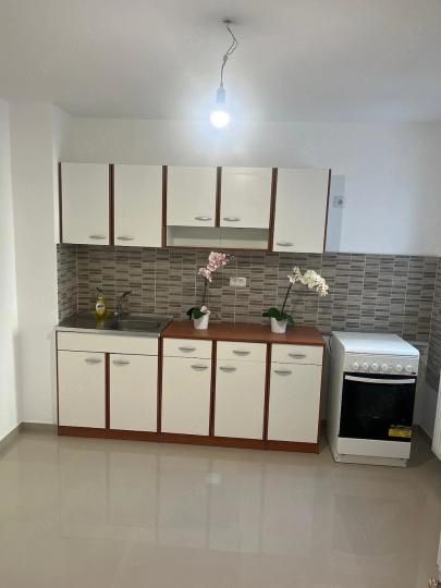 2 Camere de vanzare | Rahova | 0% Comision | Renovat – fotografia 7 din 9