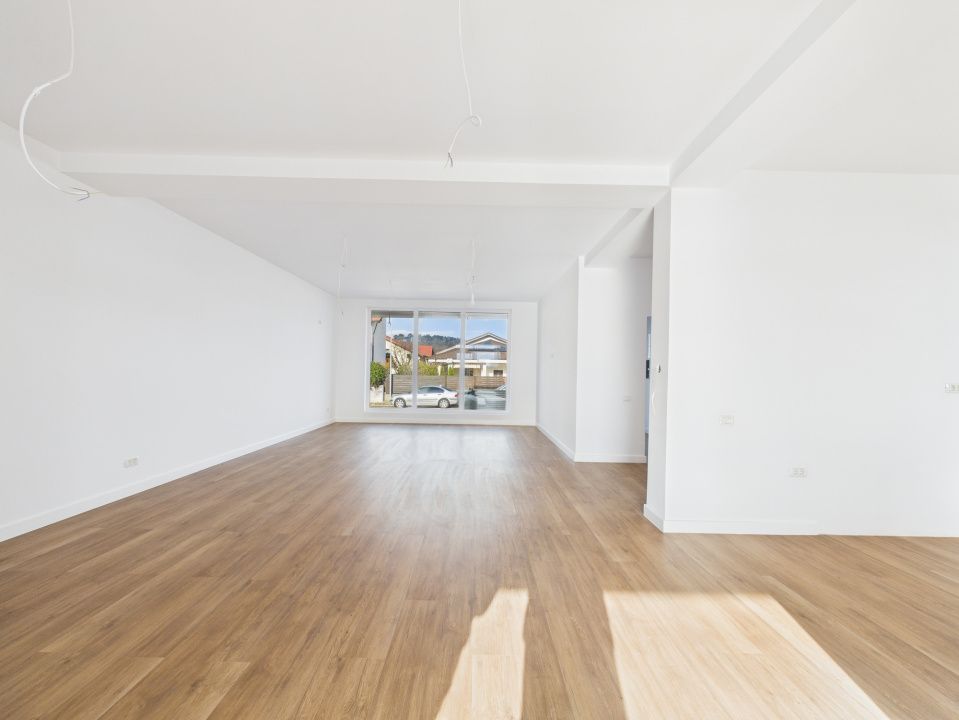 Casa individuala Sanpetru | Lempes | Asfalt | Toate utilitatile – fotografia 6 din 28