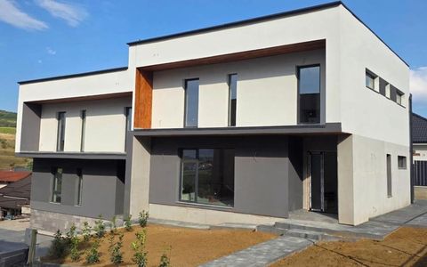 Unitate Duplex, 120 Mp, acces asfaltat, toate utilitățile, zona Oasului