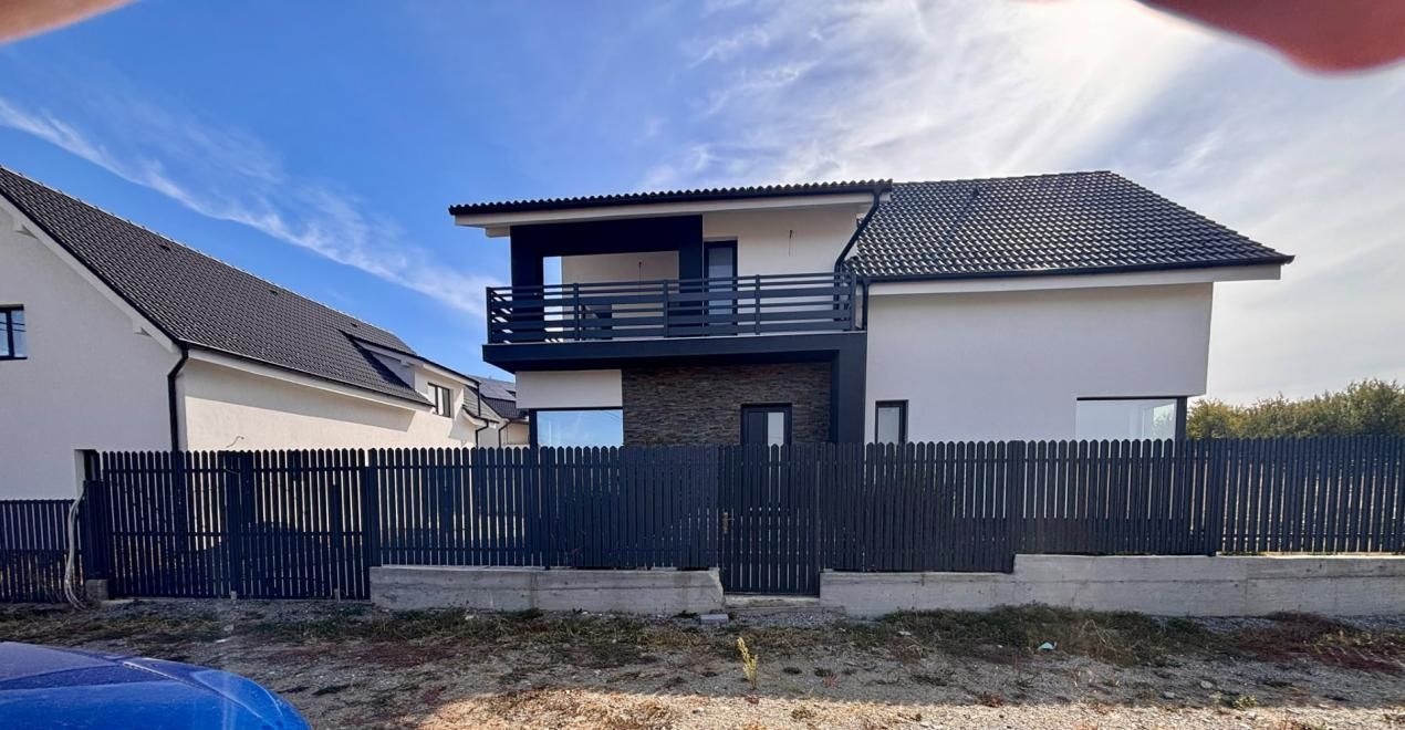 Casă single în Cristian, Sibiu - 4 Camere, 2 Terase, Teren 486 – fotografia 29 din 41