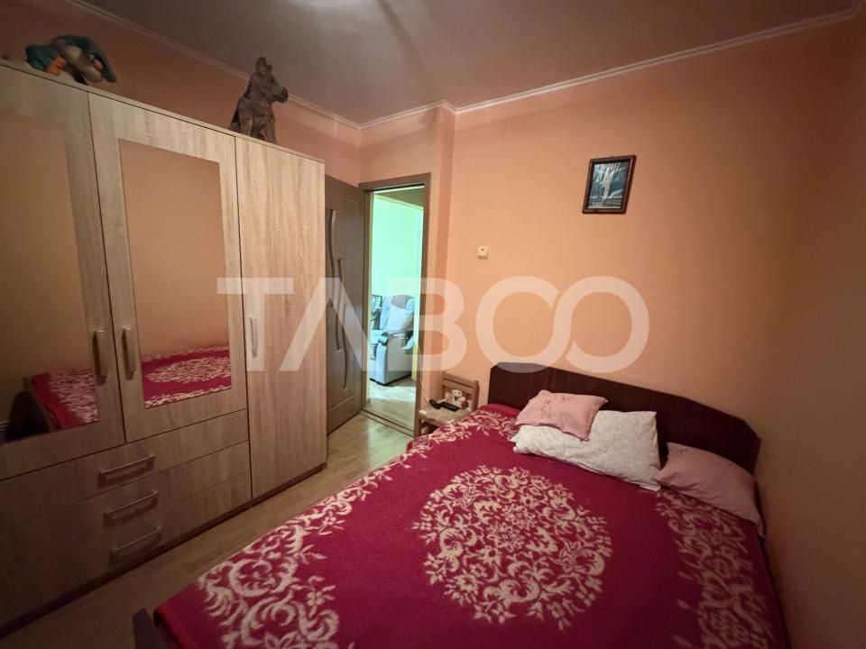 Apartament 3 camere etaj 3 boxa la subsol aer conditionat 62 mpu – fotografia 2 din 9