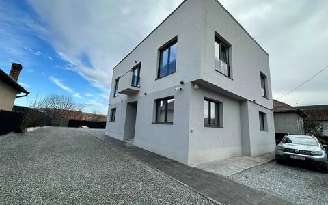 Clădire de birouri/showroom | 205mp | 20 parcări | Traian Vuia