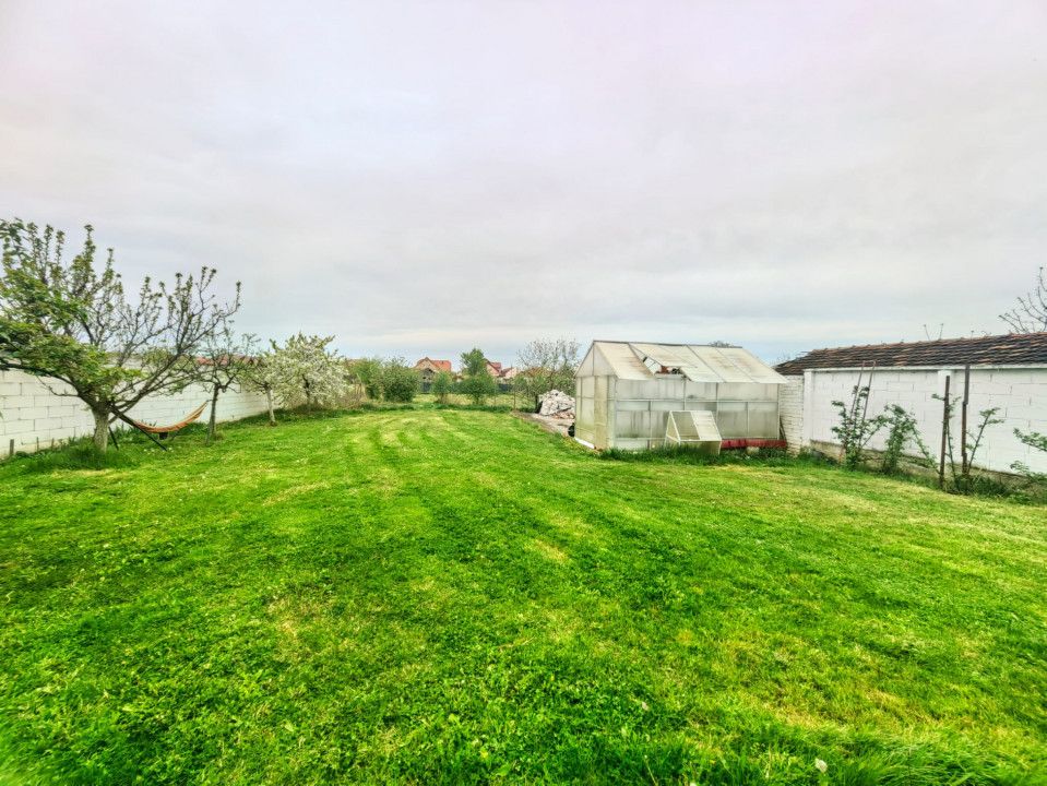 Casa Inedita , 300 mp utili, P+M,  5 bai, 6 dormitoare , 1975 mp teren,  Sacalaz – fotografia 82 din 91