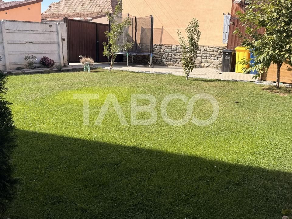 Casa individuala moderna de vanzare cu 5 camere 2 bai teren Sura Mare – fotografia 28 din 28