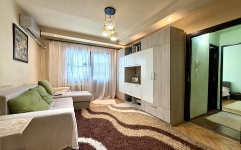 Apartament spatios, 3 camere, 64 mp utili, etaj 2 - Zona Lipovei