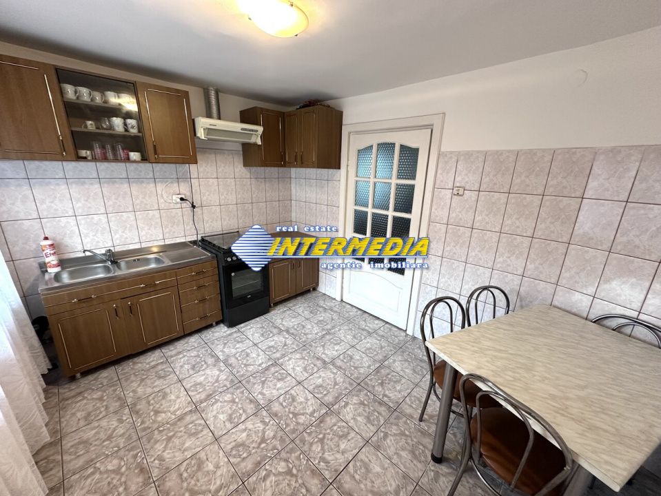 Casa 6 camere 300 mp utili de vanzare Centru cu spatiu comercial teren 400 mp – fotografia 13 din 17