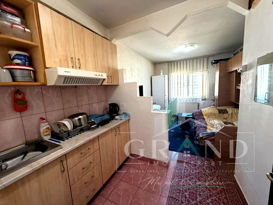 OPORTUNITATE DE INVESTIȚIE/GARSONIERĂ CU CENTRALĂ PROPRIE/MĂNĂȘTUR–CAL.FLORESTI – fotografia 2 din 10