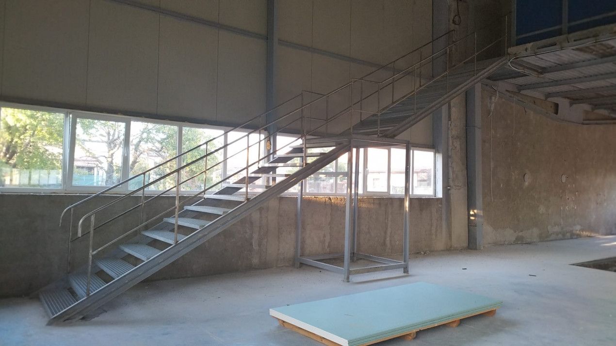 Ofertă închiriere hală/atelier auto cu birouri în Vânători,  Galați – fotografia 13 din 26