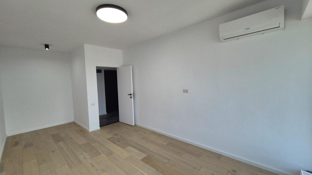 Apartament 3 camere de vânzare cu loc de parcare inclus – fotografia 3 din 11