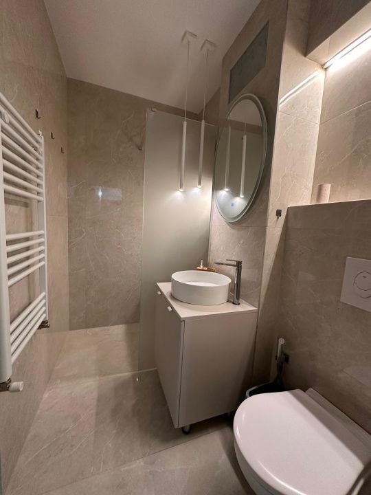Apartament cu 2 camere de vânzare în zona Capitol – mobilat și utilat lux – fotografia 12 din 24