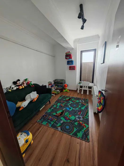 Apartament 3 camere Zona KM 5 – fotografia 8 din 9