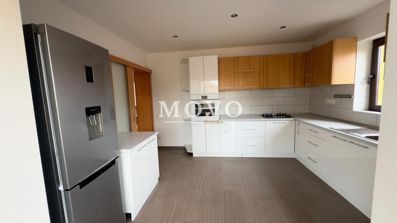 Casa individuala cu garaj, teren 706mp, terasa la etaj 50mp, in Dumbravita. – fotografia 8 din 22