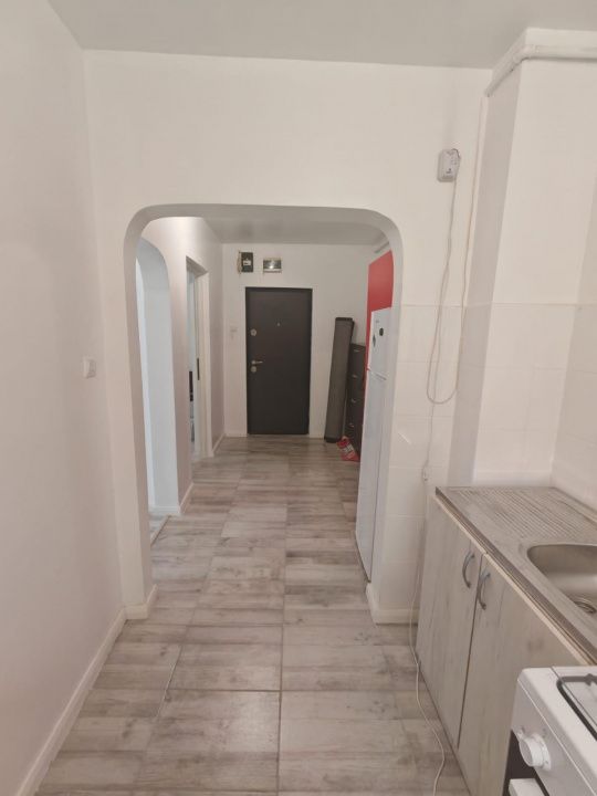 Apartament 3 Camere de vanzare in zona  FAR - Constanța | Decomandat | Renovat – fotografia 6 din 13