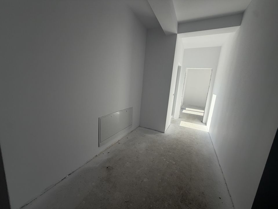 P5034 Apartament DECOMANDAT cu 3 camere zona LAC DUMBRAVITA,ETAJ 1, 2 Parcari – fotografia 8 din 35