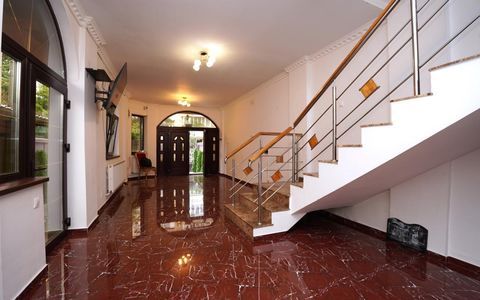 Inchiriere Vila |  Vitan Mall - Dristor | 7 Camere P+2+Curte+Parcare