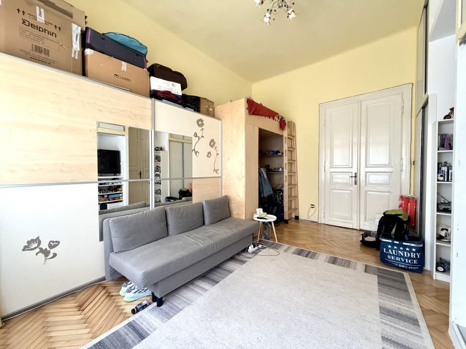 Casa cu 4 camere, 136 mp utili, curte comuna - Zona Centrala – fotografia 4 din 9
