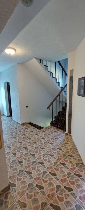 Pensiune 9 camere în Valea Mare Bratia, com. Balilești, jud. Argeș – fotografia 5 din 9
