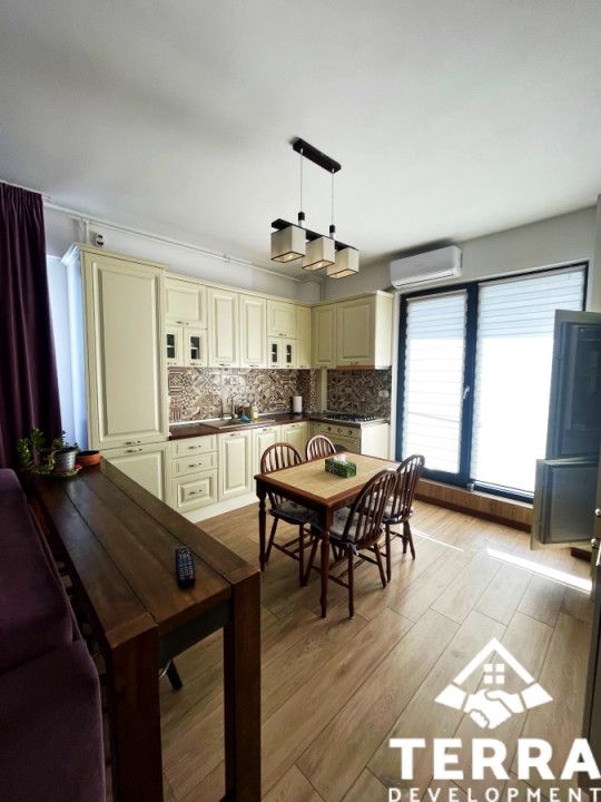 Apartament premium de închiriat – Faleză Nord, prima linie la mare – fotografia 2 din 19